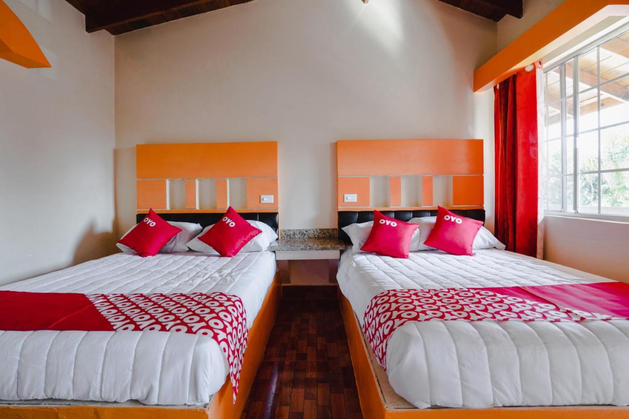 Oyo Hotel Cocobeach, Енсенада Екстер'єр фото